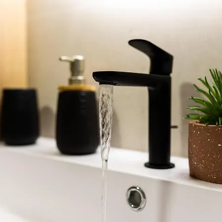 Daire Breathtaking Sea View Near The Old