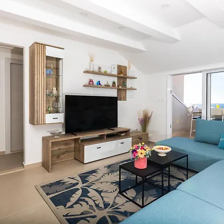 Breathtaking Sea View Near The Old