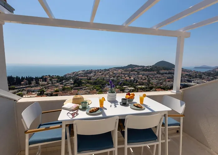Apartamento Breathtaking Sea View Near The Old *