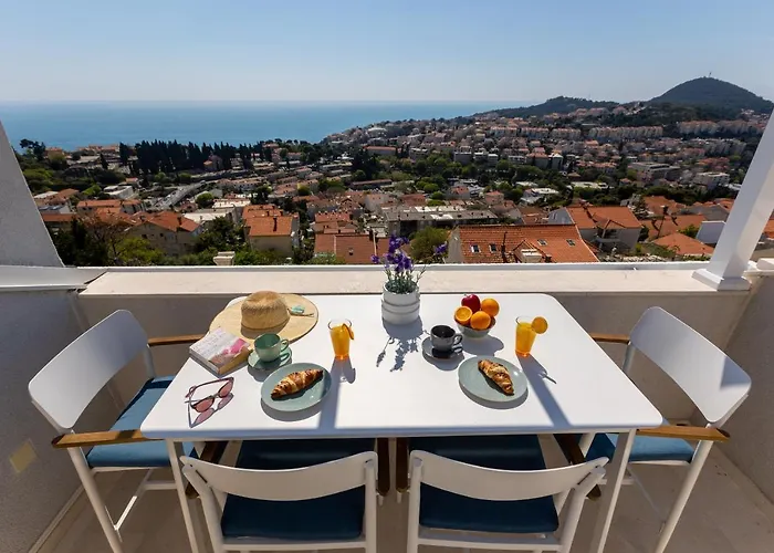 Apartamento Breathtaking Sea View Near The Old