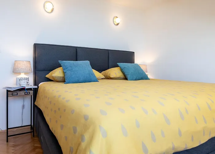 Breathtaking Sea View Near The Old *