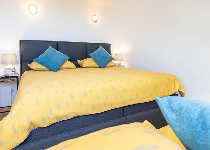 Apartment Breathtaking Sea View Near The Old